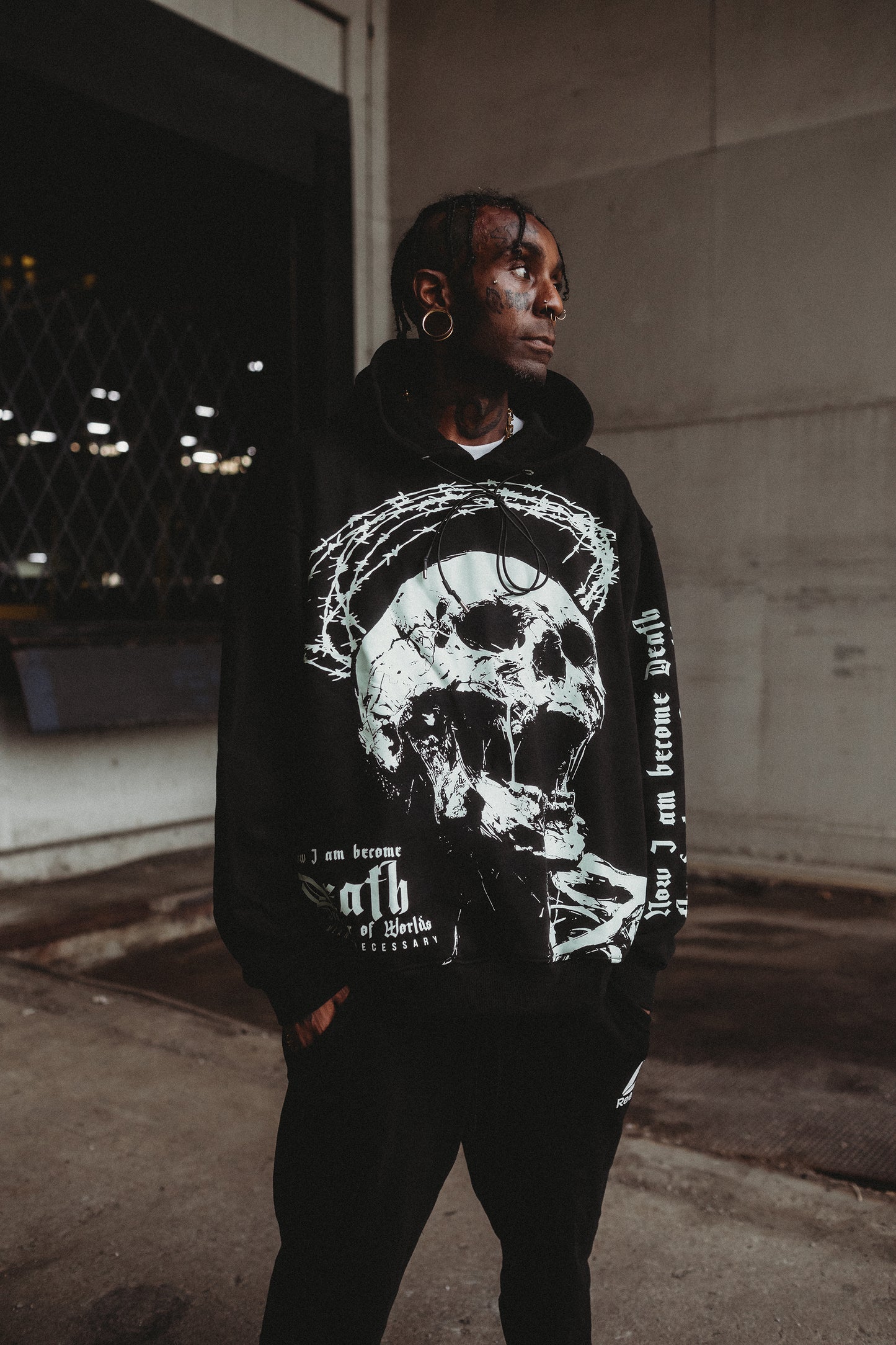 Hoodies & Crewnecks